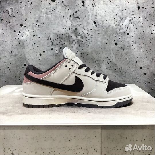 Кроссовки Nike SB Dunk Low Toyota AE86