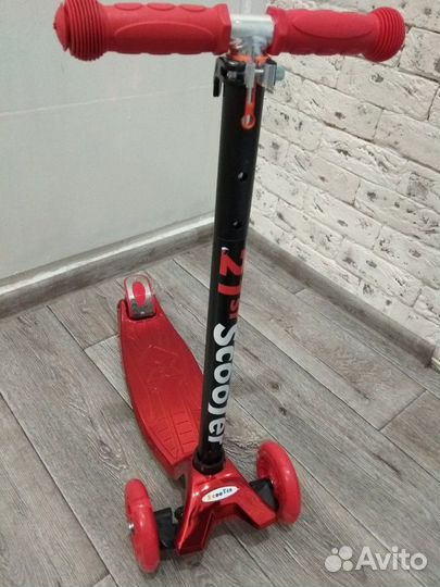 Самокат Scooter Maxi Хамелеон. Новые