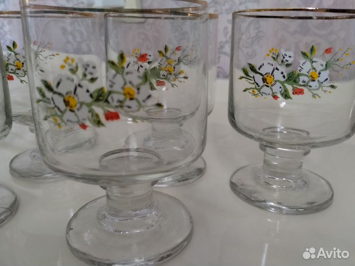 Рюмки, бокалы, фужеры