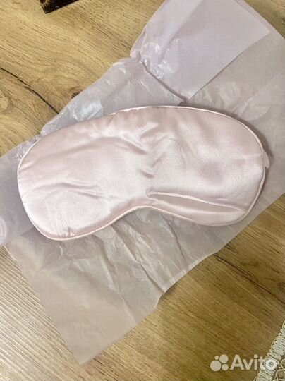 Бронь Шелковая маска для сна Cult beauty