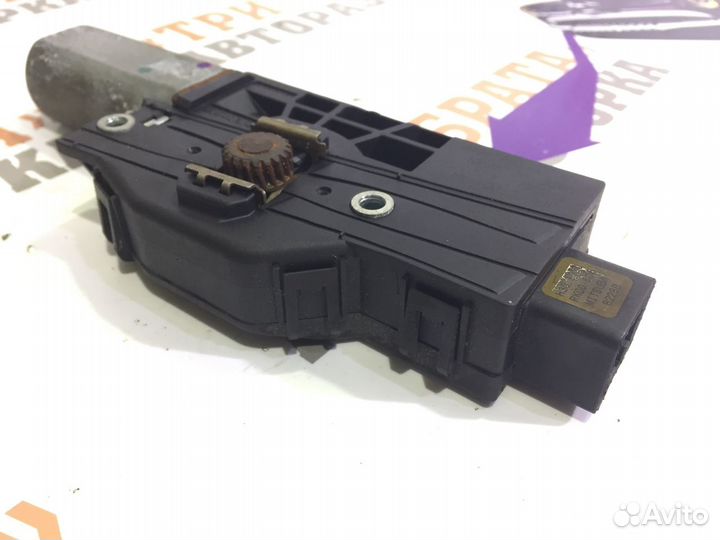 Мазда 6 Моторчик люка