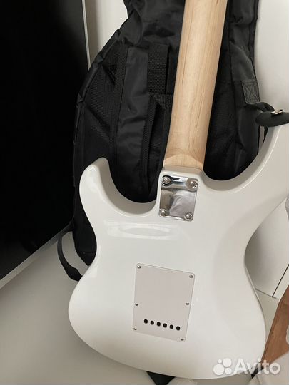 Электрогитара yamaha pacifica 012 white
