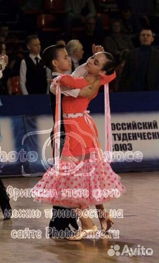 Платье для бальных танцев