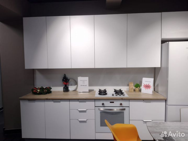 Продам столешницу новую и стеновую панель