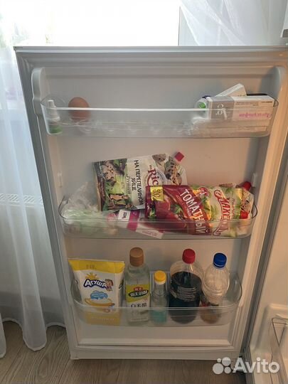 Холодильник indesit