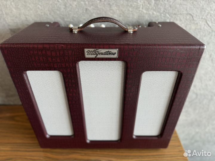 Magnatone varsity reverb Гитарный комбо усилитель