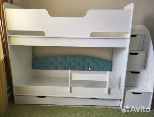 Двухъярусная кровать