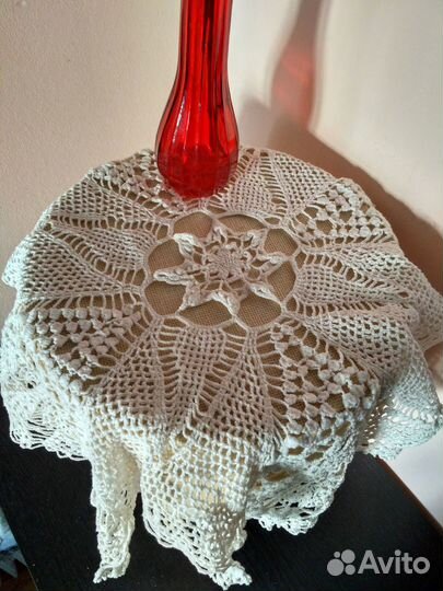 Винтажные салфетки вязанные большие.Ришелье