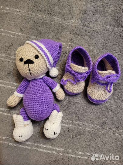 Вязаная игрушка / пинетки / погремушка / бэби бокс