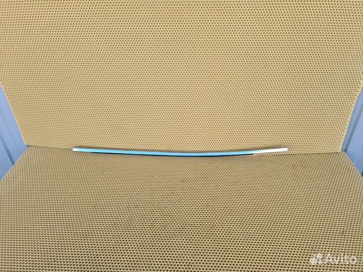 Молдинг на дверь задний левый Infiniti M Q70 Y51