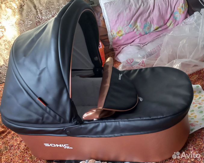 Коляска 3 в 1 с автолюлькой
