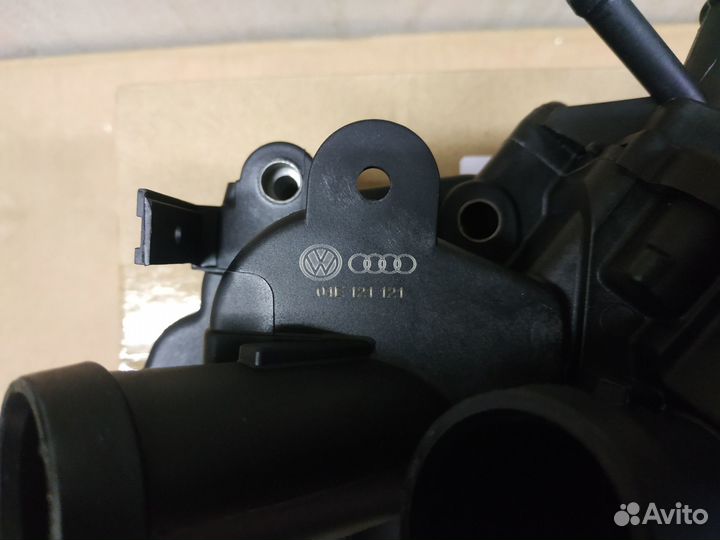 Насос водяной (помпа) VAG 04E121121A