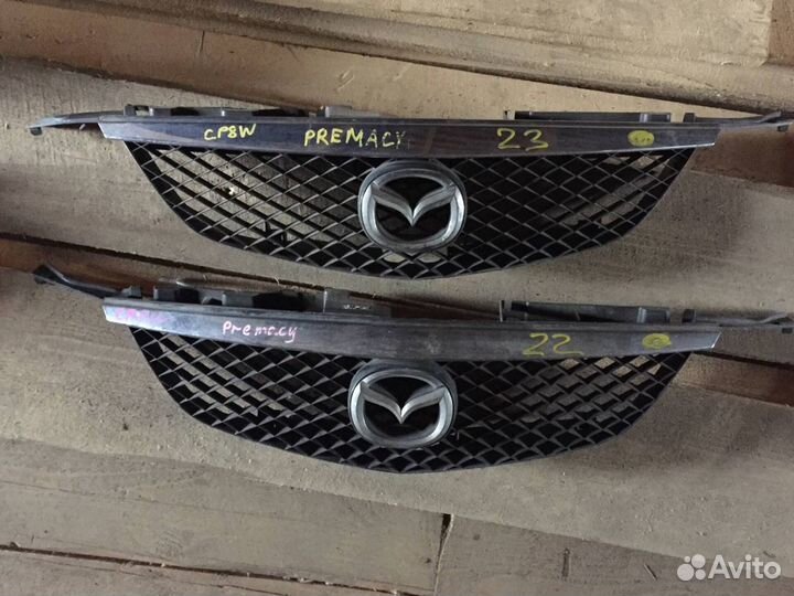 Решетка радиатора Mazda Premacy CP8W