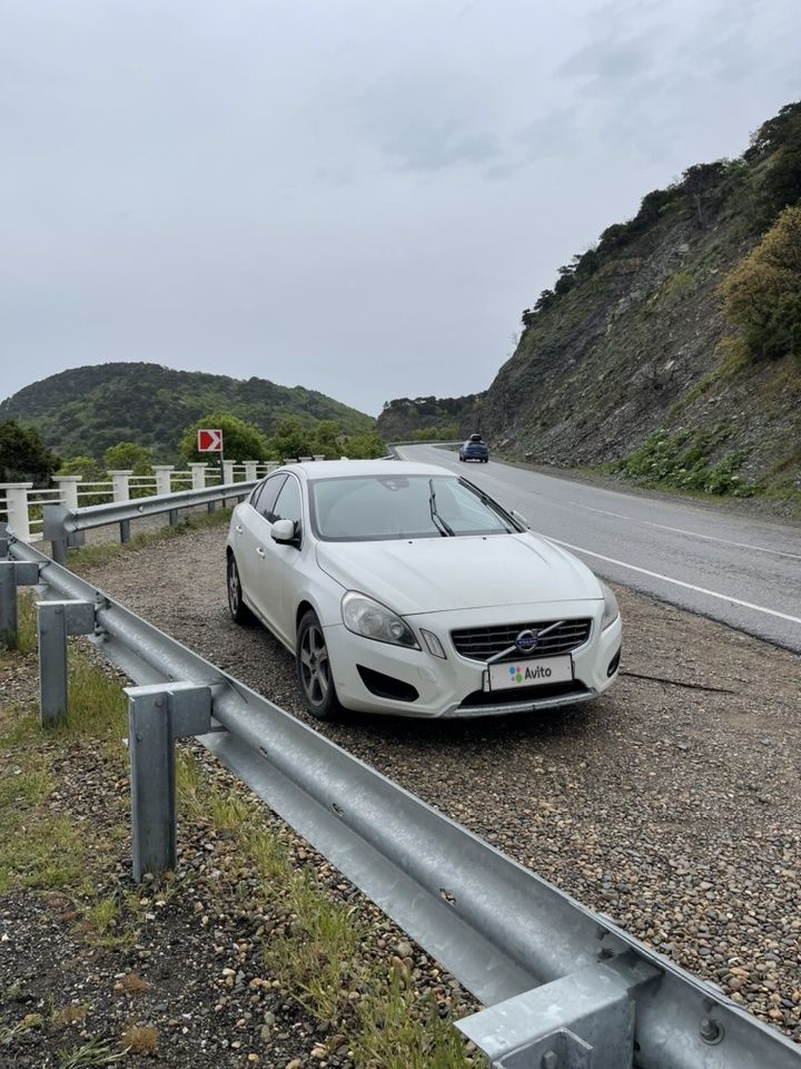Volvo S60: фото владельца