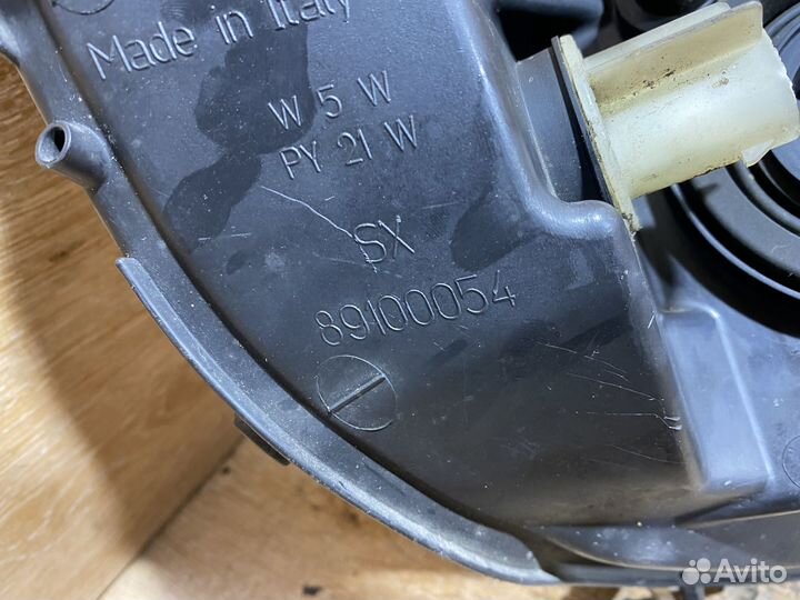 Фара передняя левая Opel Zafira A 142201