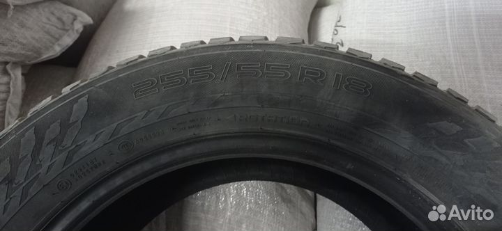 Nokian Tyres Hakkapeliitta 9 SUV 255/55 R18