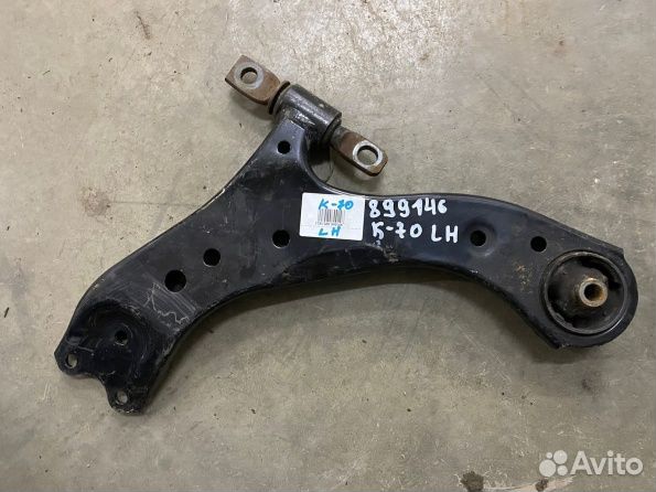 Рычаг передний с шаровой Тойота камри 70