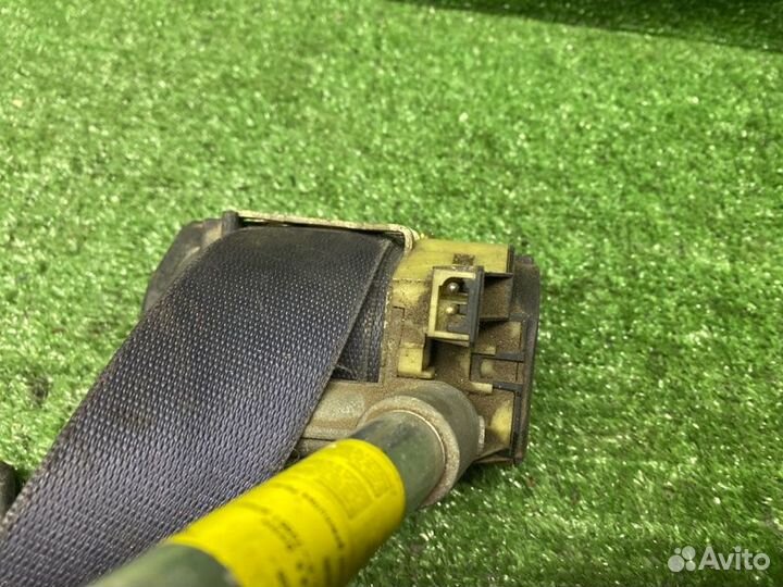 Ремень безопасности передний левый Mercedes-Benz E