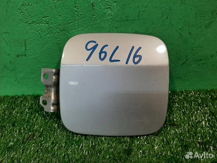 Лючок топливного бака Mitsubishi Space Star 2002