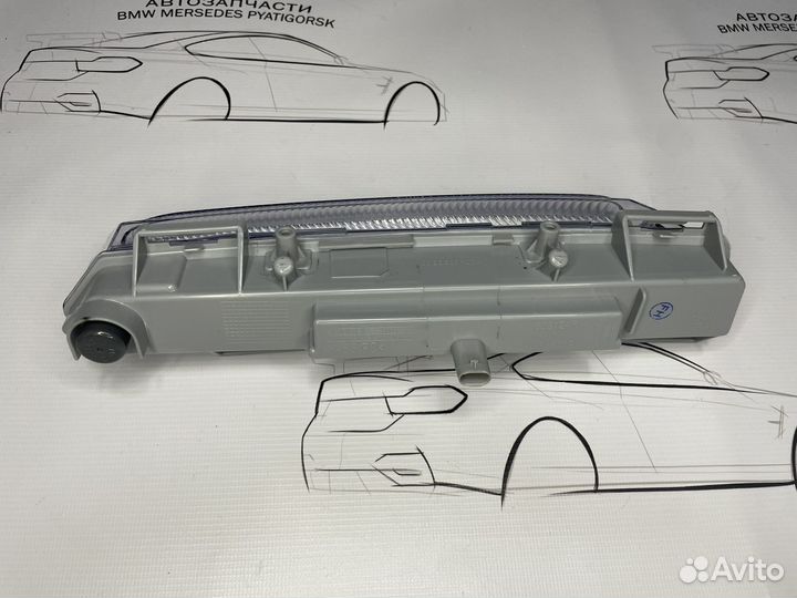 Правый ходовой огонь Mercedes W246 W176 W242 новый