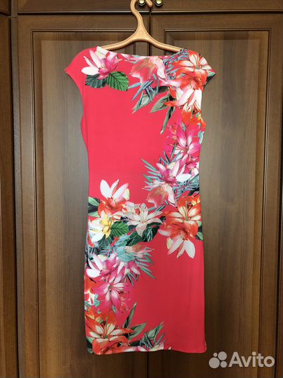 Платье женское 42 44