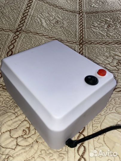 Лампа для маникюра