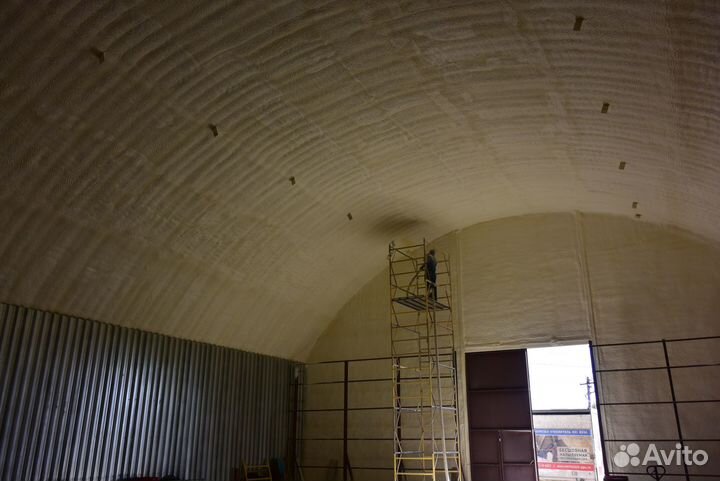 Утепление пенополиуретаном ангаров складов домов