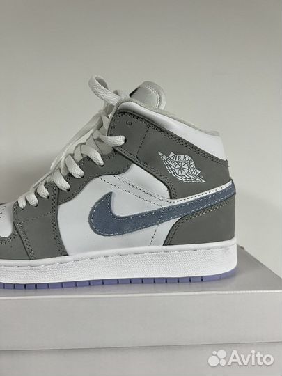 Кроссовки Nike Air Jordan 1 Wolf Grey Aluminium