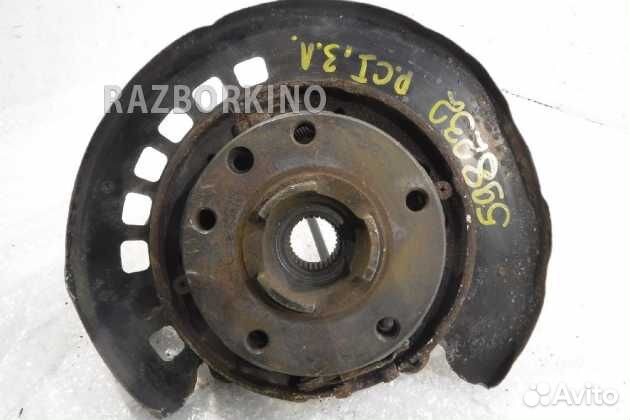 Кулак задний левый