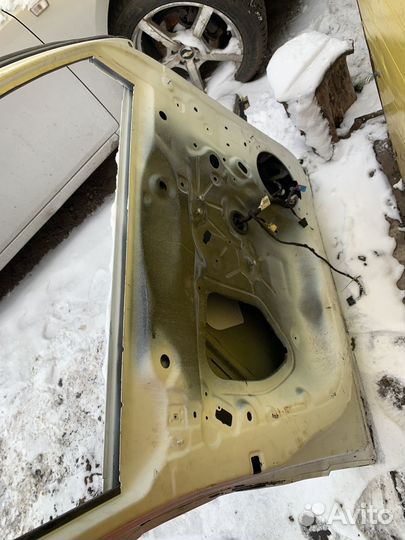Дверь передняя левая audi q3 2021