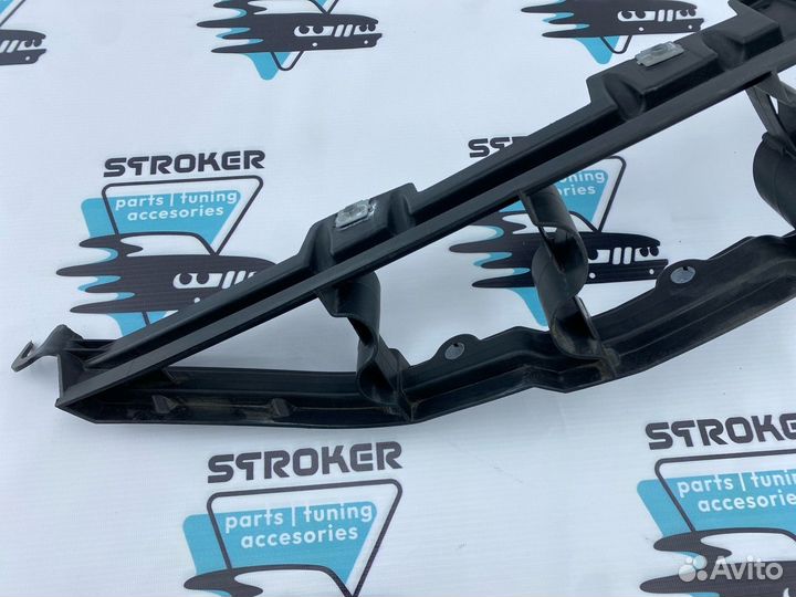 Кронштейн крыла передний правый Bmw X5 E70