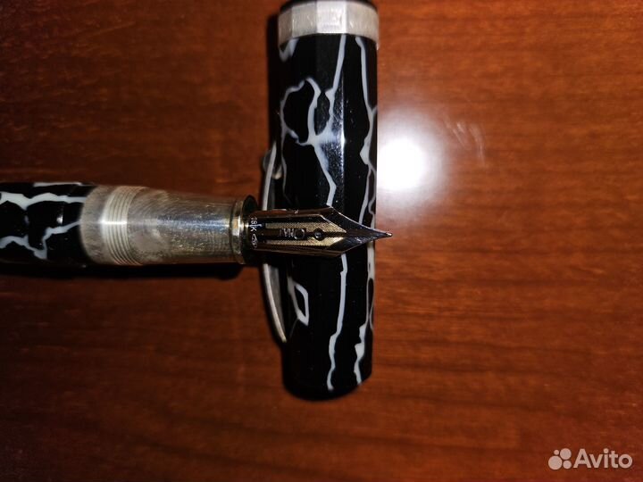 Перьевая ручка omas Paragon Wild Silver Trim Point