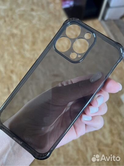 Чехол на iPhone 13 pro