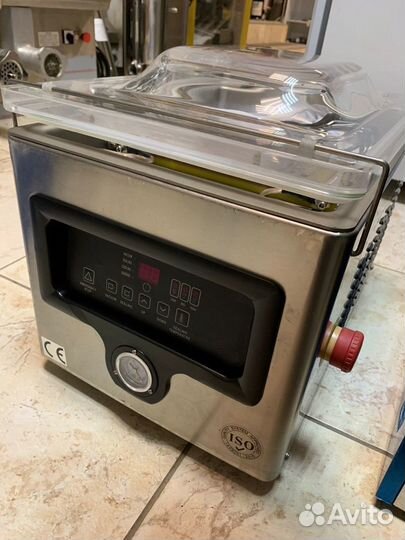 Вакуумный упаковщик