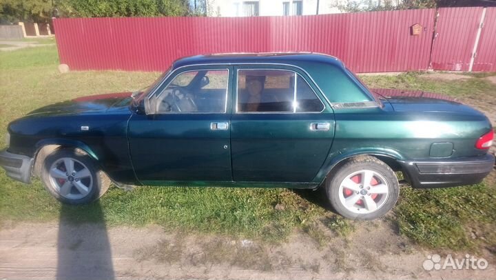 ГАЗ 3110 Волга 2.3 МТ, 2002, 100 000 км