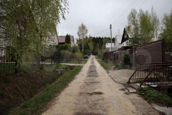 Дом 175 м² на участке 12 сот.