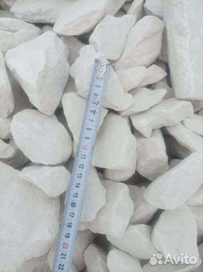 Декоративный мрамор белый для ландшафта