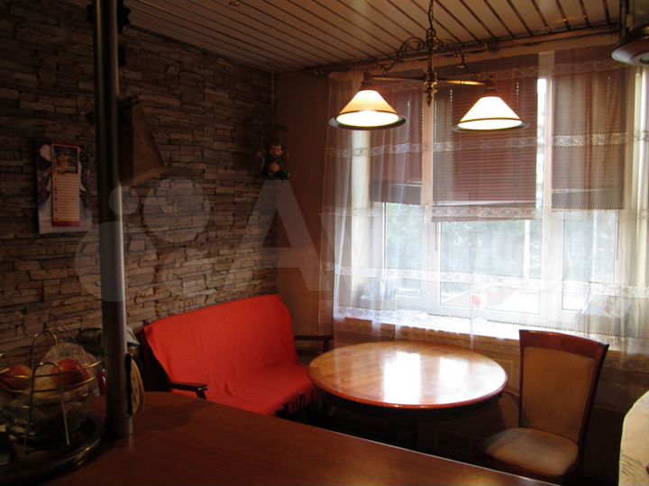 Комната 17 м² в 4-к., 4/11 эт.