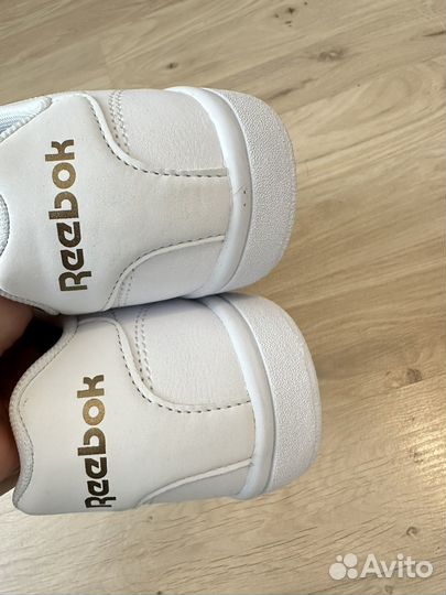 37 Новые кеды Reebok