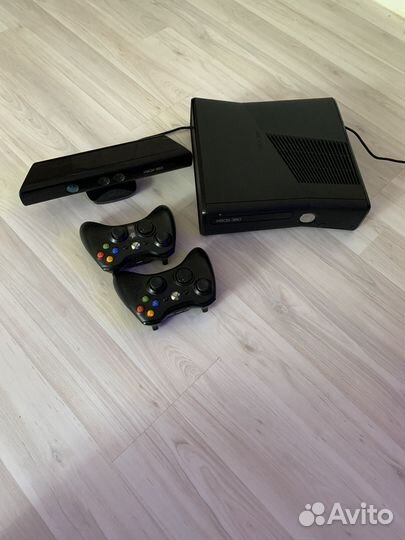 Xbox 360 Е Slim 250Gb