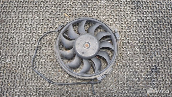 Вентилятор радиатора Volkswagen Passat 5, 2001