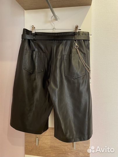Кожаные шорты-бермуды женские (44)