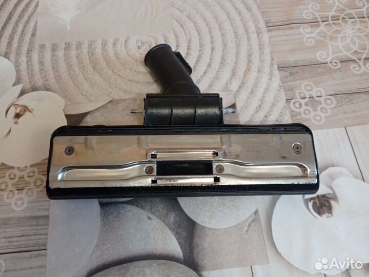 Щётки, трубы для пылесоса