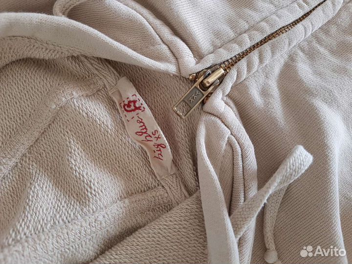 Кофта спортивная XS