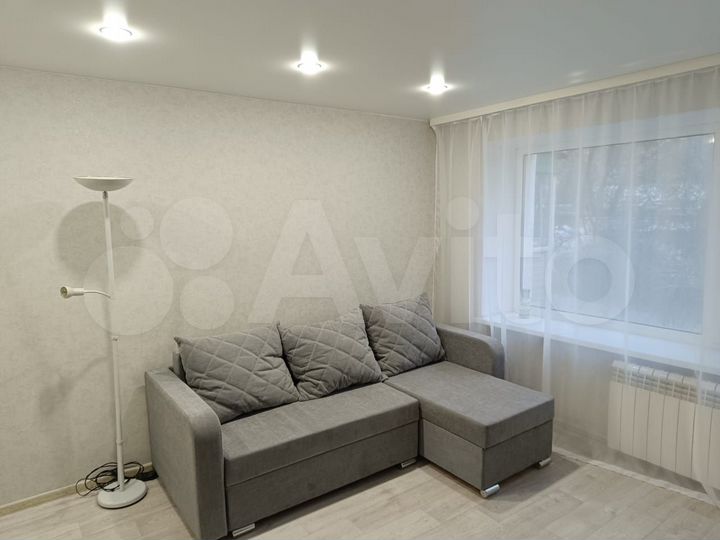 2-к. квартира, 50 м², 1/5 эт.