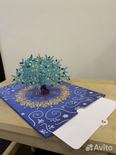 Открытка резная ручной работы Lovepop (США)