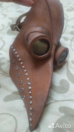 Маска чумного доктора