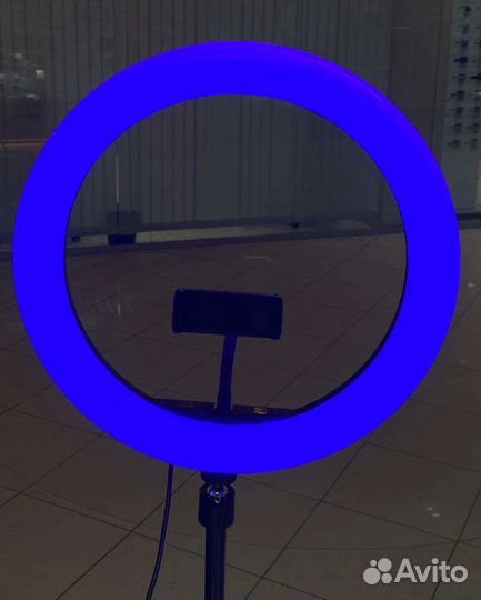 Цветная кольцевая лампа 33 см