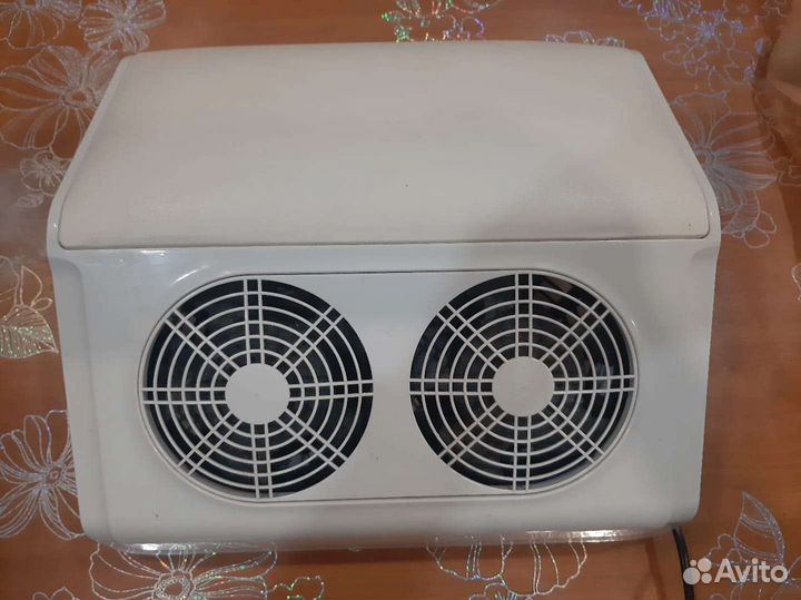 Пылесос для маникюра