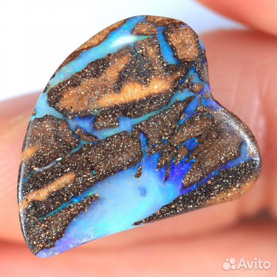 Короит болдер опал